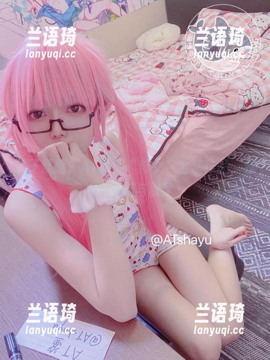 叶子飘落，AT鲨的“修女”全套作品，独特的唯美与默契。