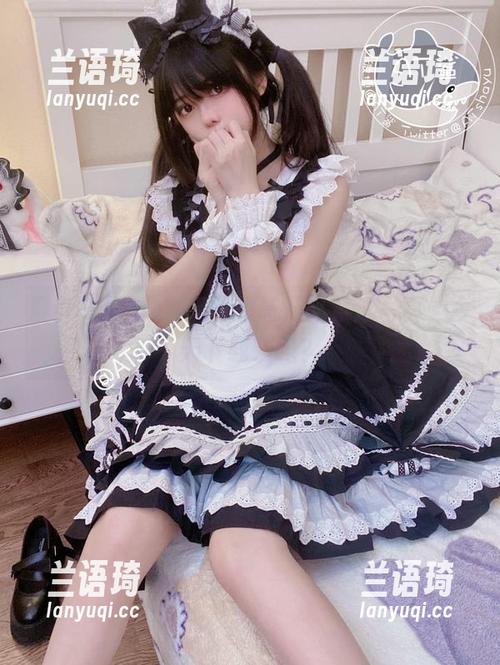 湿身一夏——AT鲨的高开叉竞泳写真，今天下载了吗？