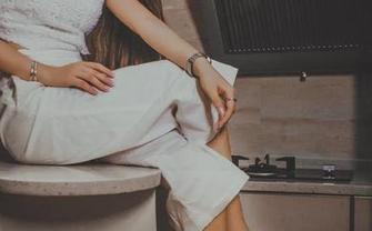 GIRLT果团网 – 在网盘里探险，发现周妍希的连体衣合集！这是美的召唤？
