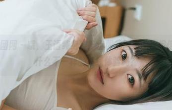 GIRLT果团网 – 哦，王语纯身穿护士服的图集，你相信她能给你什么不一样的在线体验吗？