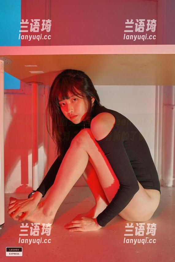 GMS(고말숙)的免费写真，LeeheeExpress，让你对“姿势”有新的了解！