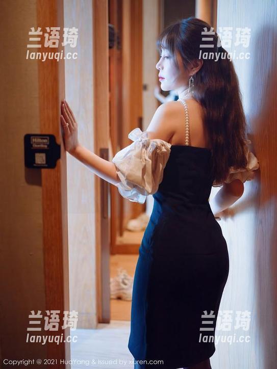 HuaYang花漾 - 欧阳LuLu的定制“女友”图片，总能引发我脑海里的小剧场。