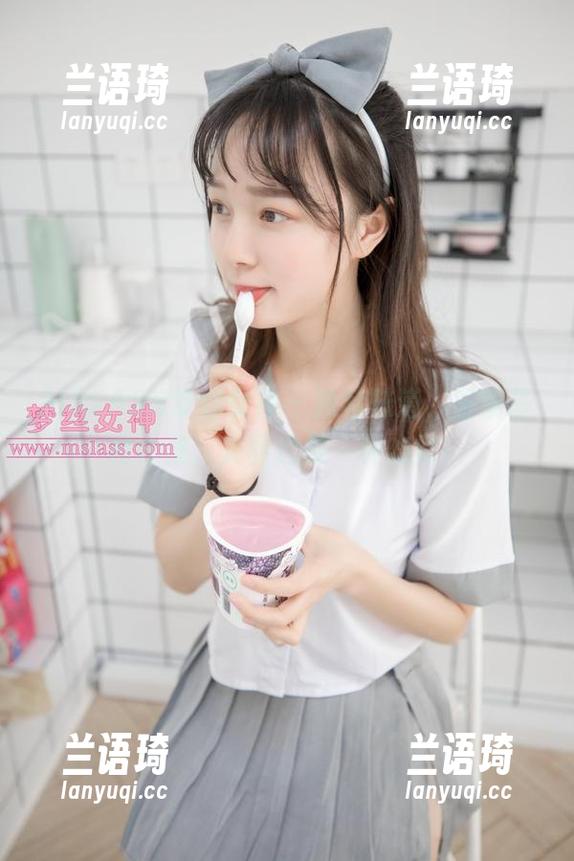 MSLASS梦丝女神 - 独特味道，笙箫写真合集：美丽也是一种幽默！