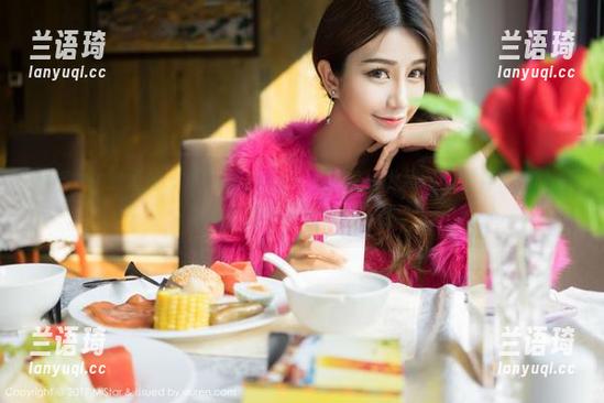 MiStar魅妍社 - 赵欢颜Jessica全套护士装，原图神情，打你脸上不痛不痒的俏皮一针。