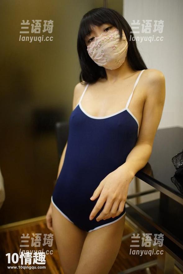 和服写真这次由ROSI主办，保持优雅！哦对，从右脚踢到左脚，和服是我最爱的系数！