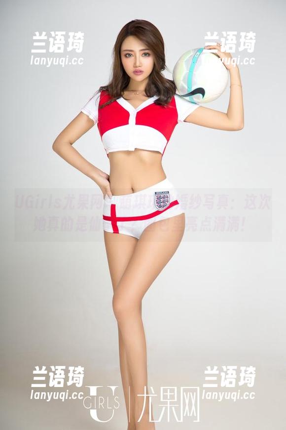 UGirls尤果网 - 萌琪琪的婚纱写真：这次她真的是仙子了？图包里亮点满满！