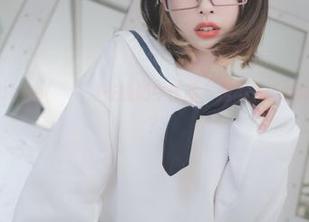 不可思议的Uhye(이유혜)在线奶牛作品，是不是牛的眼神在呼唤我？