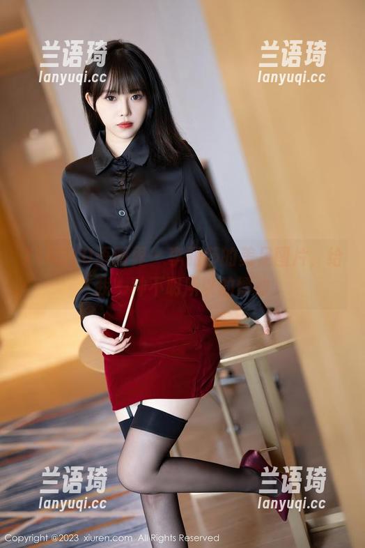 XIAOYU语画界 - 李丽莎的美足图片，给我一种不明所以的悸动