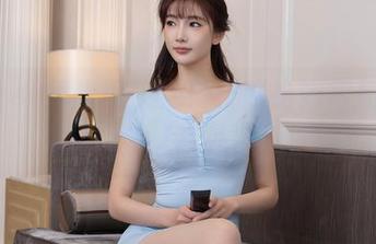 Xiuren秀人网 – 娜娜子呀给短裙加分，图片合集让意外频频上演