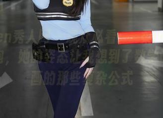 Xiuren秀人网 – 观众必看：媃柔rourou的旗袍，她的姿态让我想到了数学课上我画的那些复杂公式