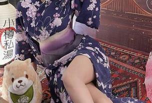 Xiuren秀人网 – 最新写真集‘棉袜’，看楚恬Olivia如何把日常变成不平凡，虽然她的袜子可能霸占了镜头！
