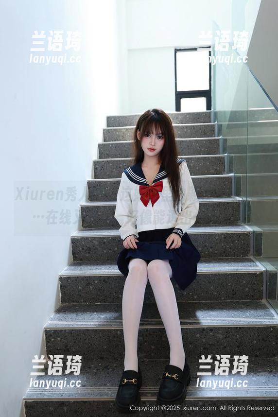 Xiuren秀人网 - 这婚纱里的颖仪baby……在线又高级，好像能透出一丝俏皮