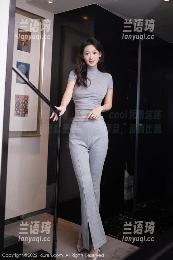 Xiuren秀人网-龙籹cool Xiuren秀人网 - 噢,龙籹cool凭借这连衣裙,原图就是我的灵感源泉,资源比我还会打扮!