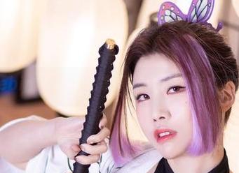 精选Yebin(전예빈)宅家照片：这个睡衣不得不爱
