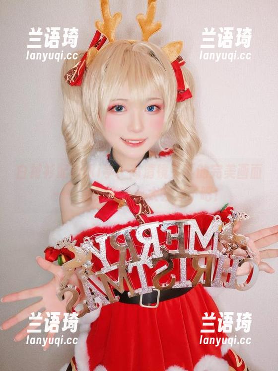 白衬衫配Yuki亭，高清镜头下的完美画面——我只能说，太会穿了吧！
