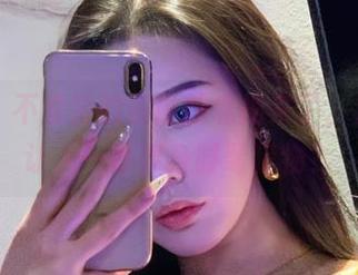 微密圈 – 不爱笑的赛琳的私拍来了，渔网黑丝让人一秒变身时髦猎物？