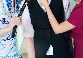 丽柜 – 宁宁的写真无圣光，贵足是重点，别的就不提了。