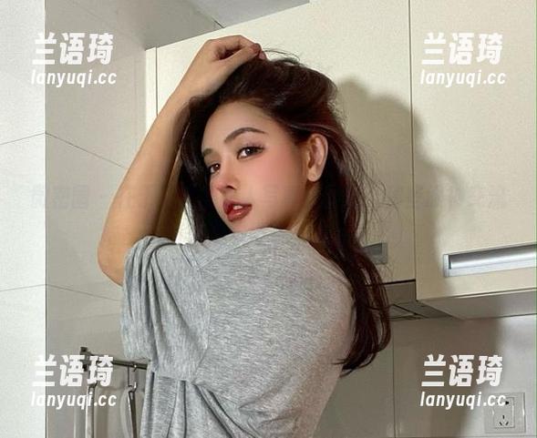 微密圈 - 在于芷晴的双人写真原图里，那些眼神交流可是藏着不少小九九！