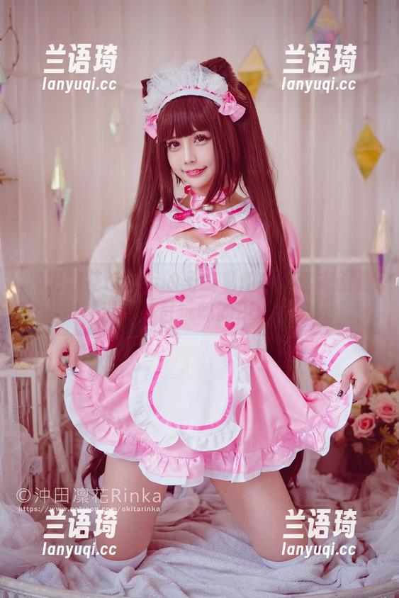 冲田凛花rinka 冲田凛花rinka的圣诞私拍——这衣服是带着节日玩味的2B吗?