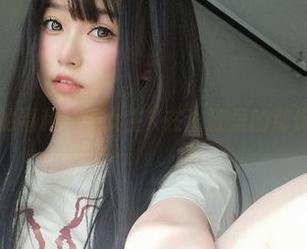有点的福利：看女主K在浴缸里的那份随意