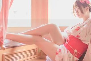 红色格子的在线图集，借“宅夏yoko”之名，这里有你的夏季情怀