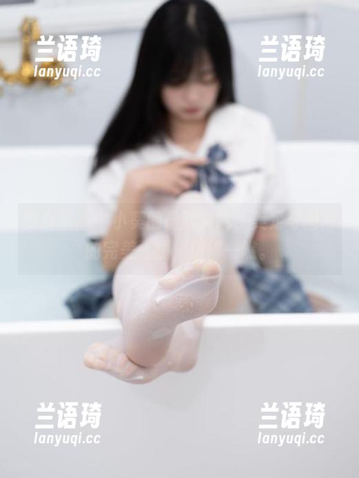 少女秩序 - 小葵的最新尝试，美足与图片的完美碰撞，值得一瞧。