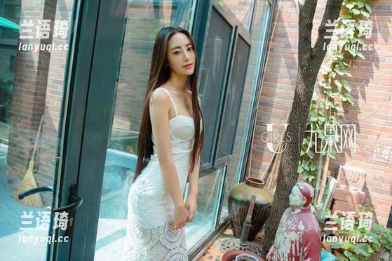 尤果网-莉恩 尤果网 - 最新JK套图,莉恩极限挑战,既然都穿上了,就得给我个理由好好展示,哈哈,太有戏了!