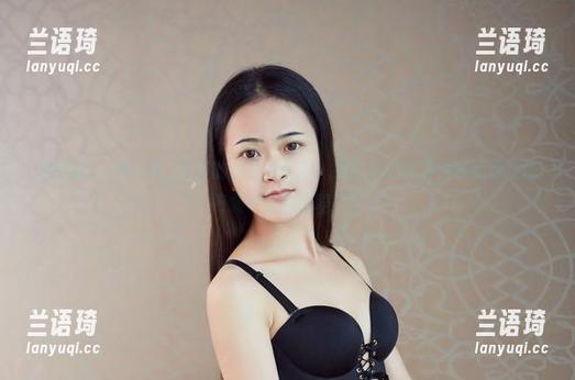 尤物馆 - Amrita贞贞的兔女郎私拍，我这是在欣赏美图还是在进行集中营的比酷捏？