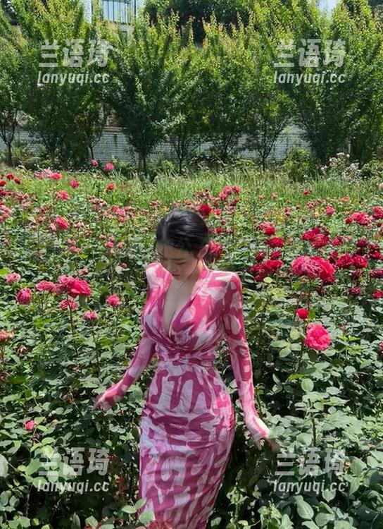 微密圈 - 装逼？左公子666和理智背道而驰的斑点奶牛写真全集！
