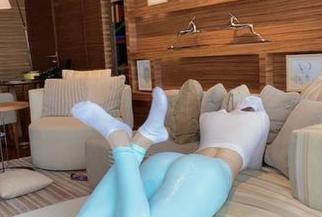 微密圈 – 左公子666的剧情逻辑我捉摸不透，直接看原图和图集，似乎更真实些？