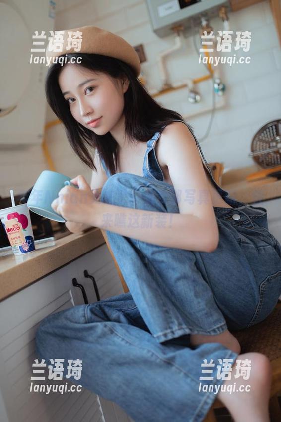 年年Nnian又来了，兔女郎写真更新，快来瞧这新装！