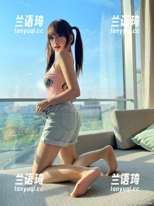 微密圈 - 张思允的作品集，烈焰玫瑰房车，内心小剧场开启中…