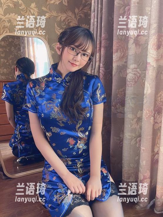 微密圈 - 福利来啦！张思允的网袜作品令人咋舌，怪不得大家都在讨论！