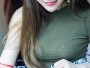 推女神 – 施忆佳Kitty酱的“姐姐”飘渺梦，免费图集中那抹迷人的线条！
