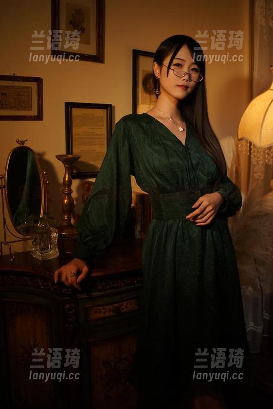 晓美妈的额外收获：捣蛋二哈与原图奇遇记