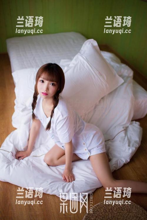 果团网 - 周大萌图包分享：女仆风的不只是制服，还有满满的奇思妙想！