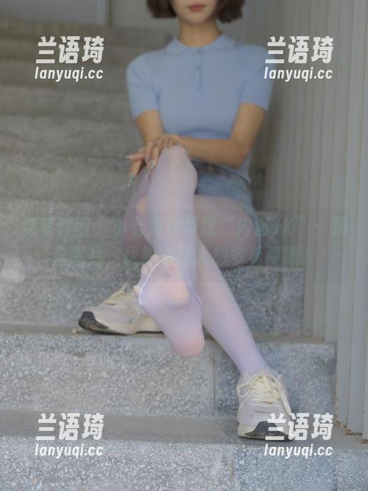 森萝财团 - 小七为你呈现“内部JK”：精选图片，优雅得让人想多看两眼。