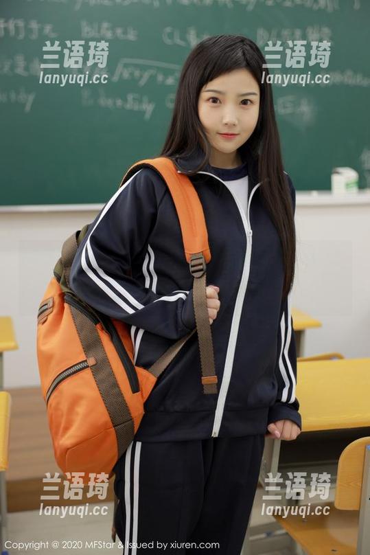 模范学院 - “婠婠么”的最新写真，女孩特质，潜藏的有趣瞬间。