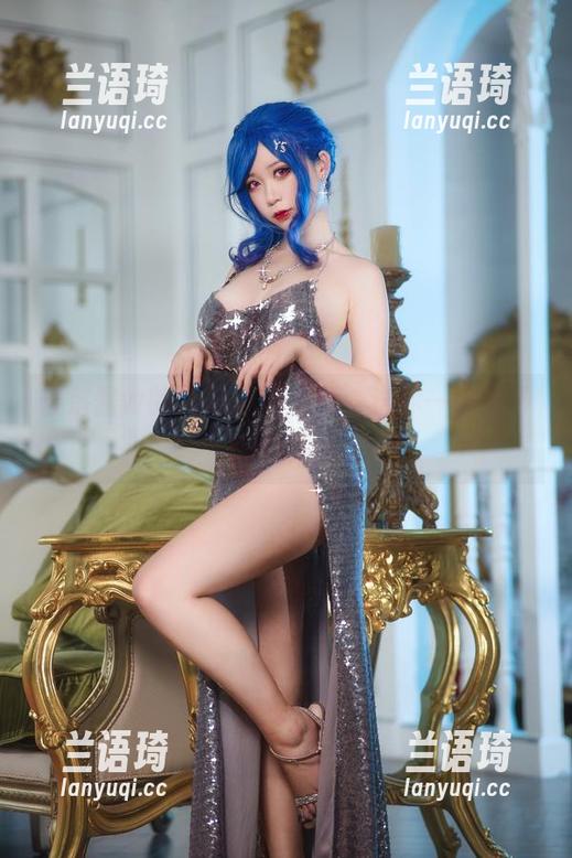 樱落酱w的棉袜美图更新，送你一份袜子的温柔～