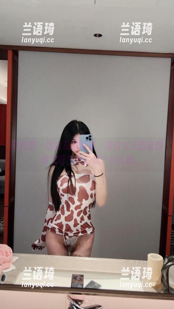 微密圈 - 沈汝凡超哇塞，这位女王的套图，帅气霸气不过是个开头哦。