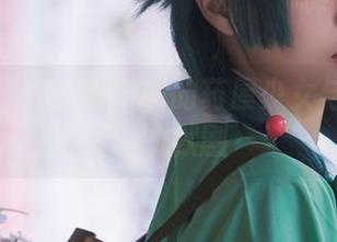 画外音：矢量鱼眼中的药屋少女与调皮猫猫的默剧