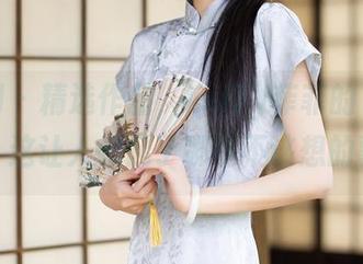 秀人网 – 精选作品，Luffy菲菲的“天使”，这让人想起了哪些不该想的事。