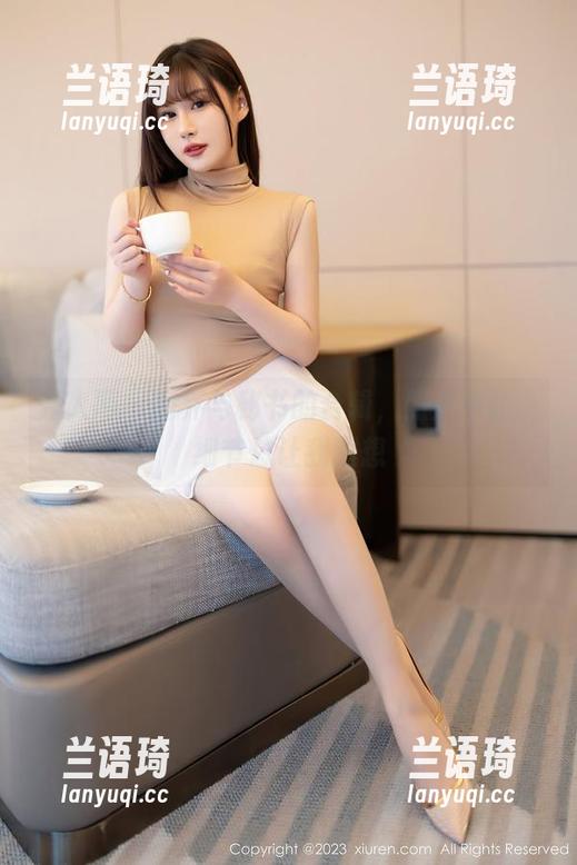 秀人网 - 南乔与秘书的合辑，照片中的小细节总让我遐想