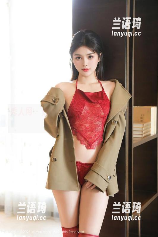 秀人网 - 办公室的另一面—安然儿写真觉得微妙