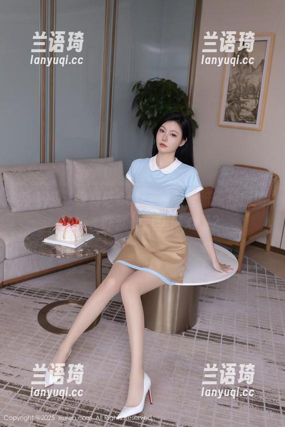 秀人网 - 徐莉芝Botty校服壁纸：校园的味道，咋就让我想得心慌？