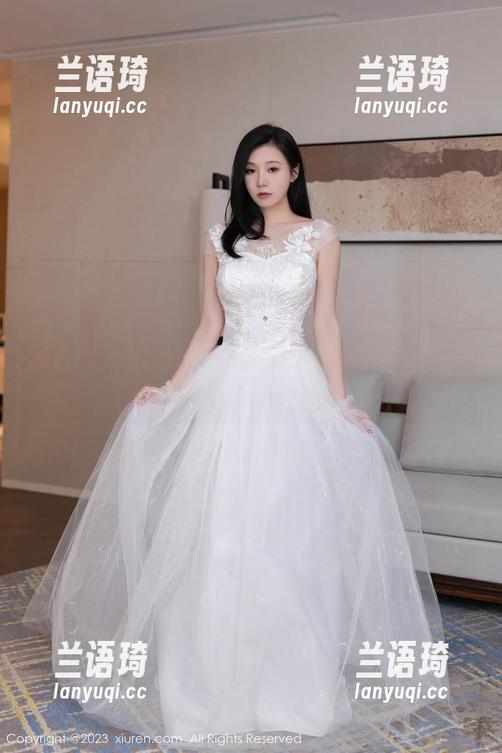 秀人网 - 听说星小兔Meetu的水手服作品已经获取了很多眼球。