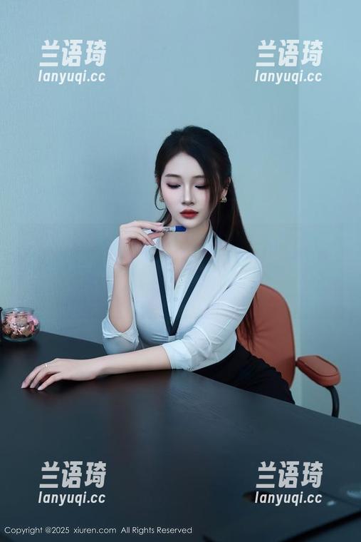 秀人网-樱桃小犊子 秀人网 - 每次看到樱桃小犊子的作品都感觉像是收到了福利,至于可爱,那是绝对的!