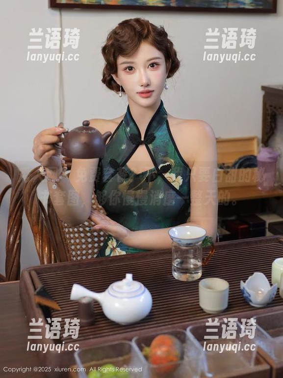 秀人网 - 免费套餐？不，我只要白甜的秘书套图，够你慢慢消磨一整天的。