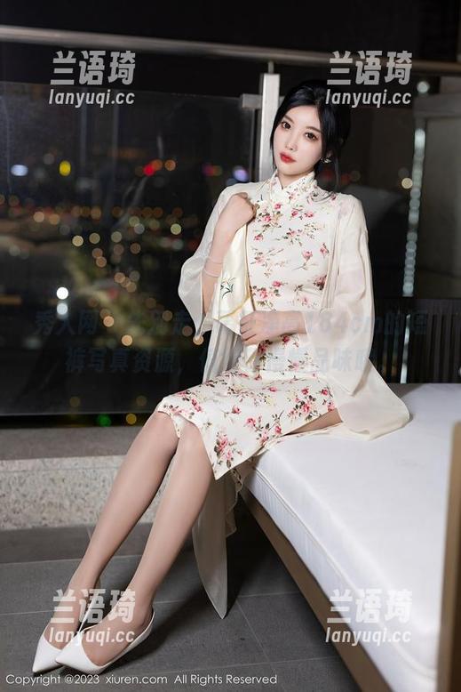秀人网 - 先别走，葛征净高184cm的短裤写真资源，值得你慢慢品味哦。