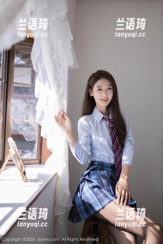 秀人网-雨瞳Yoyo 秀人网 - 雨瞳Yoyo的空姐图包在这里!免费哦,快来拿,不然就飞走啦~
